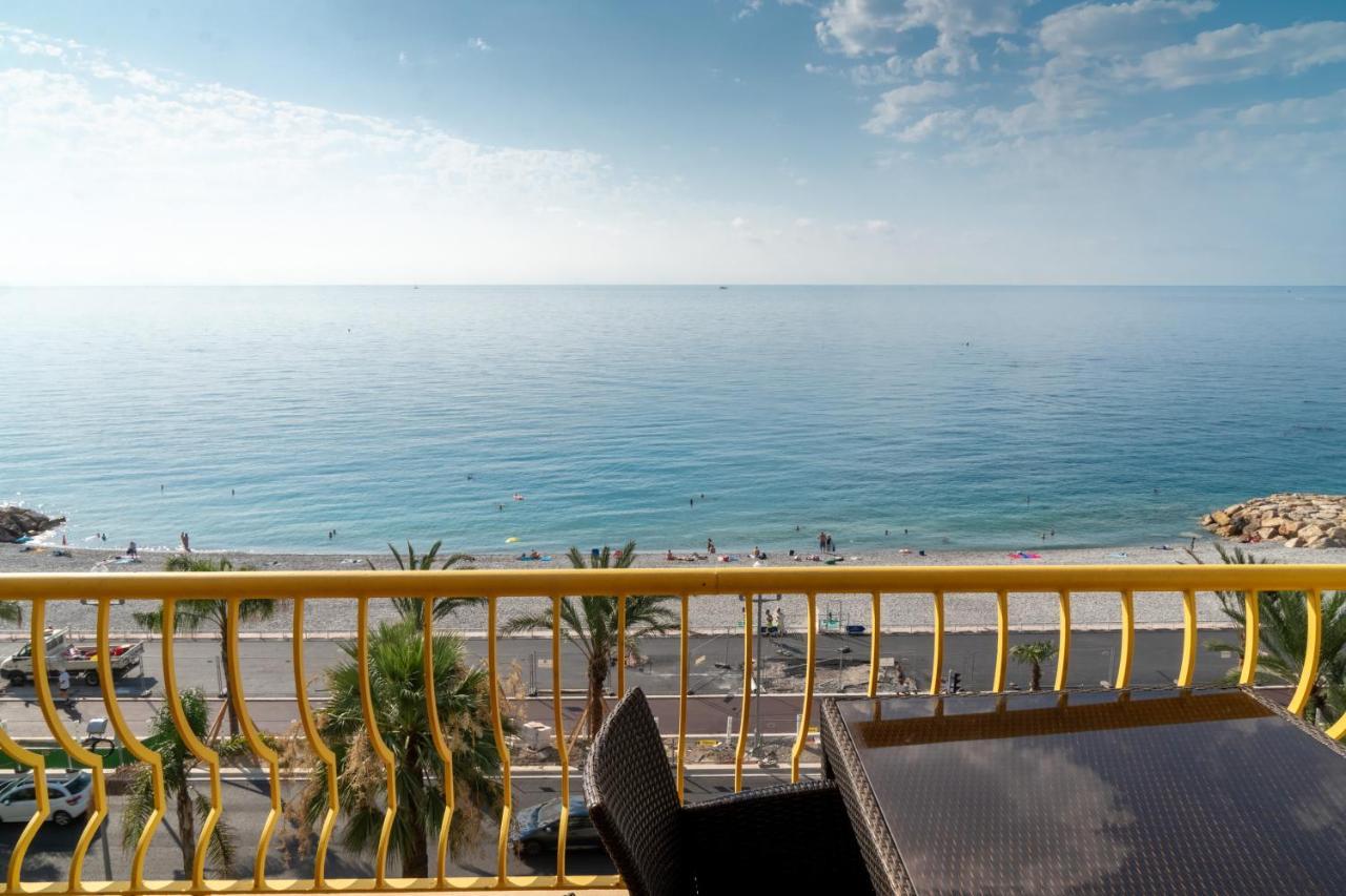 Beachfront Apartment Promenade Des Anglais Ницца Экстерьер фото