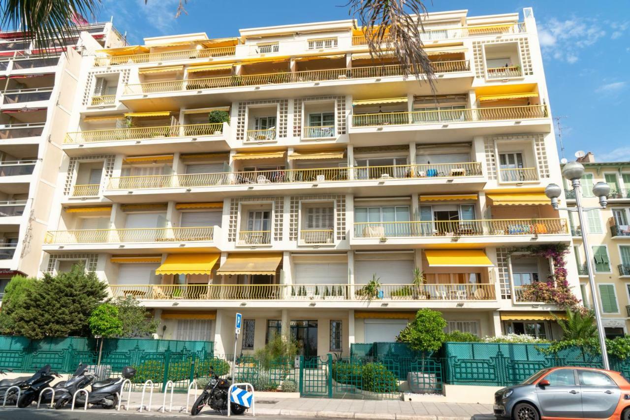 Beachfront Apartment Promenade Des Anglais Ницца Экстерьер фото