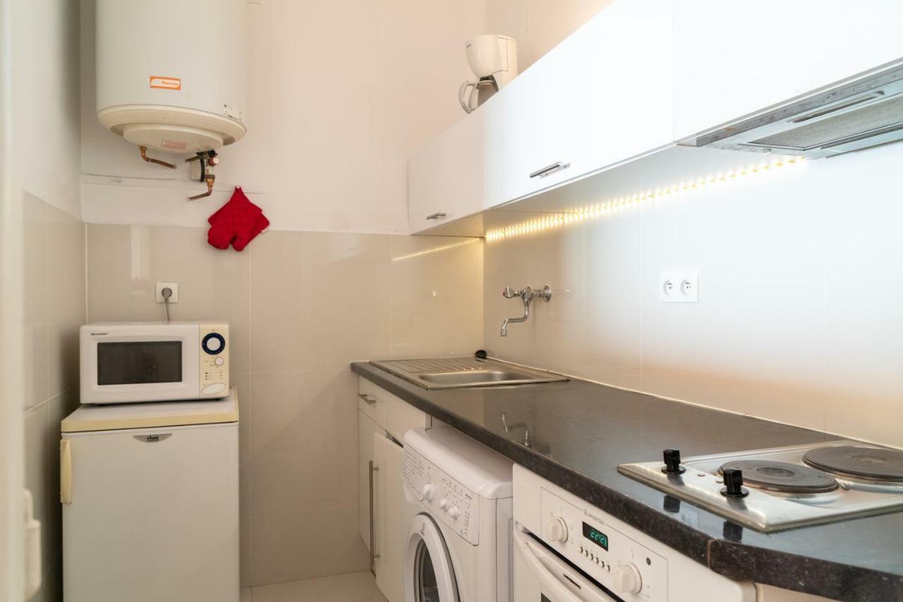 Beachfront Apartment Promenade Des Anglais Ницца Экстерьер фото